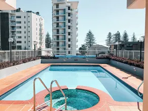 Rainbow Bay Resort Holiday Apartments - Pool