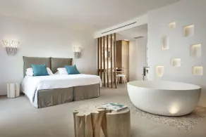 Gabbiano Azzurro Hotel & Suites - Værelse
