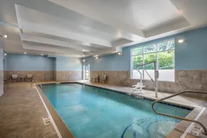 Holiday Inn Express Richmond by IHG - Piscine