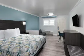 Red Lion Inn & Suites Lemoore - Zimmer