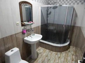 Lux Palace Hotel - Bathroom