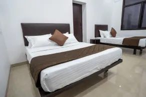 Cross Roads Inn - Room