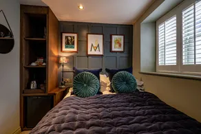 The Bell & Stuart House - Quarto