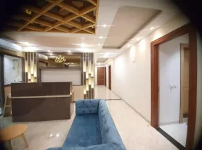 Hotel Scarlet - Hall