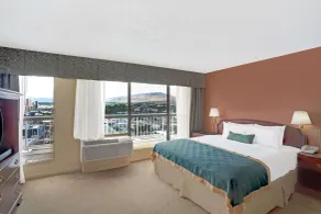 Ramada by Wyndham Reno Hotel & Casino - Chambre