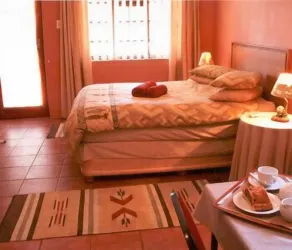 Treetops Guesthouse - Room