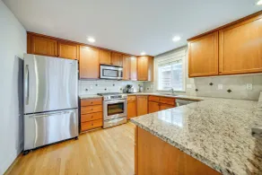4 Mi to Lumen Field! Centrally Located Townhome - Innenbereich