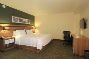 Hampton Inn by Hilton Leon Guanajuato - Room