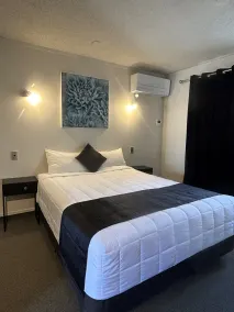 Aquarius Motor Inn - Chambre