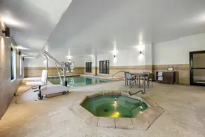 Holiday Inn Express Rolla by IHG - Basseng