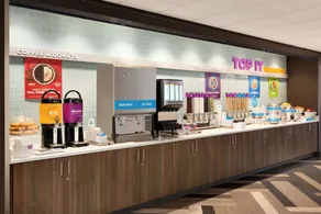 Tru by Hilton Lancaster East - Restaurant