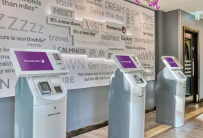 Premier Inn London Canary Wharf - Westferry - Reception