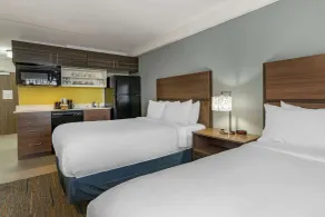 MainStay Suites Lexington I-75 - Room