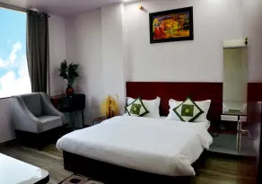 Meera Mahal - Room
