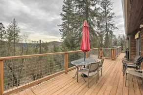 Homey Colfax Getaway w/ Private Hot Tub! - Interiör