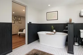 Granville House - Bathroom