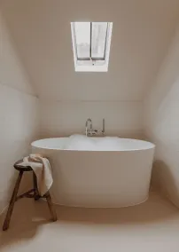 No 1 by GuestHouse, York - Baño