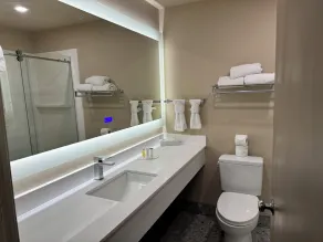 Travelodge by Wyndham Lake Havasu - Badezimmer