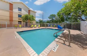 Extended Stay America Suites - Fort Lauderdale - Cypress Creek - NW 6th Way - Pool