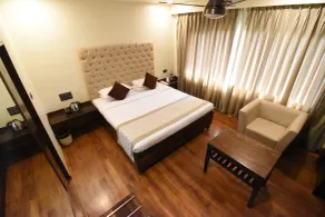 Kings International Juhu - Room