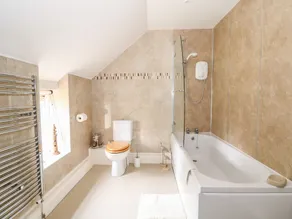 Flint Cottage - Bathroom