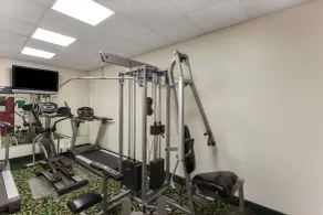 Super 8 by Wyndham San Diego Hotel Circle - Salle de remise en forme