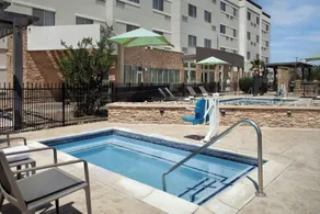 Courtyard by Marriott El Paso East/I-10 - Pool