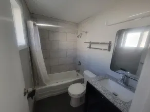 Orchard Park Motel - Bad