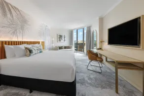 Amora Hotel Brisbane - Room