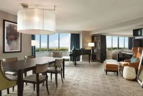 Hilton East Brunswick Hotel & Executive Meeting Center - Vue de la chambre