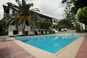 Elli Hotel - Basseng