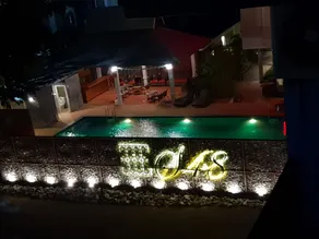 S48 Hotel - Piscine