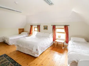 An Maide Bán - Room