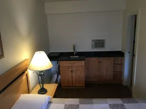 Sunset Motel - Room