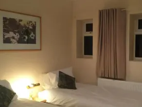Crofton accommodation - Room