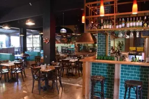 Knox International Hotel and Apartments - Restaurant