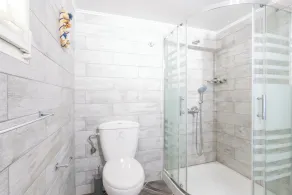 Maistros Studios - Baño
