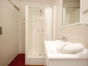 Lilyponds Holiday Park - Baño