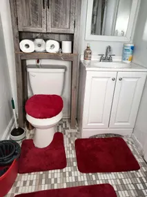 Fada Guest House Bergen St Newark NJ - Bathroom