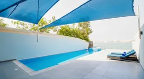 Dragon Beach Hotel - Zimmer