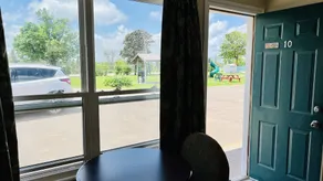 Anne Shirley Motel & Cottages - Ausblick vom Zimmer