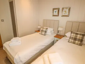 Hambleton - Room