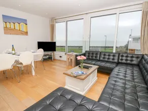 Sea House - Interior
