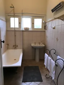 Ambrosia Holiday Home - Badeværelse