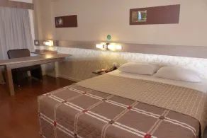 Hotel 10 Palmas - Habitación