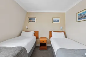 Invicta Hotel Plymouth - Room