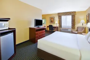 Quality Inn Marshall near I-69 - Room
