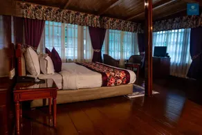 Divine Himalayan Resort, Darjeeling - Camera