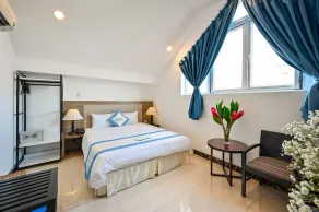 Laguna Hotel - Room