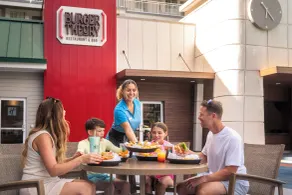 Holiday Inn Resort Orlando Suites - Waterpark - Restaurant